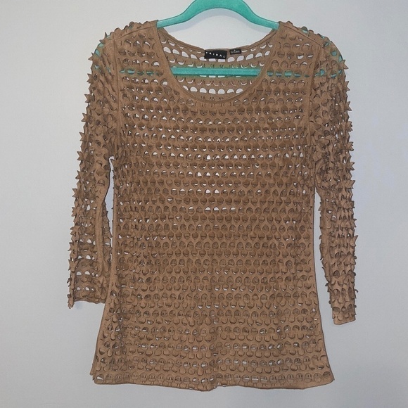 EUC Tribal Clothing Open Weave Net Tan 3/4 Sleeve Top Size Small - Picture 1 of 6